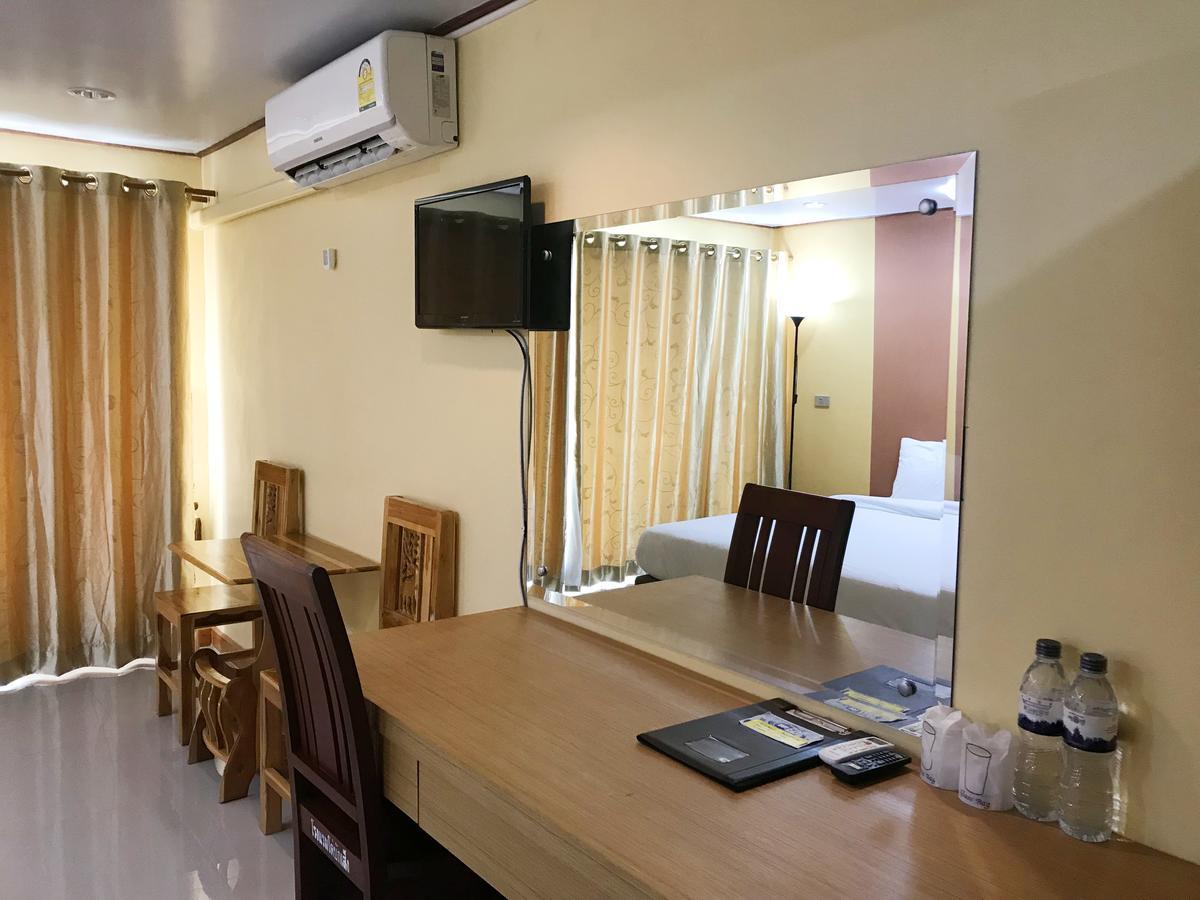 Toh Buk Seng Ayutthaya Hotel Экстерьер фото
