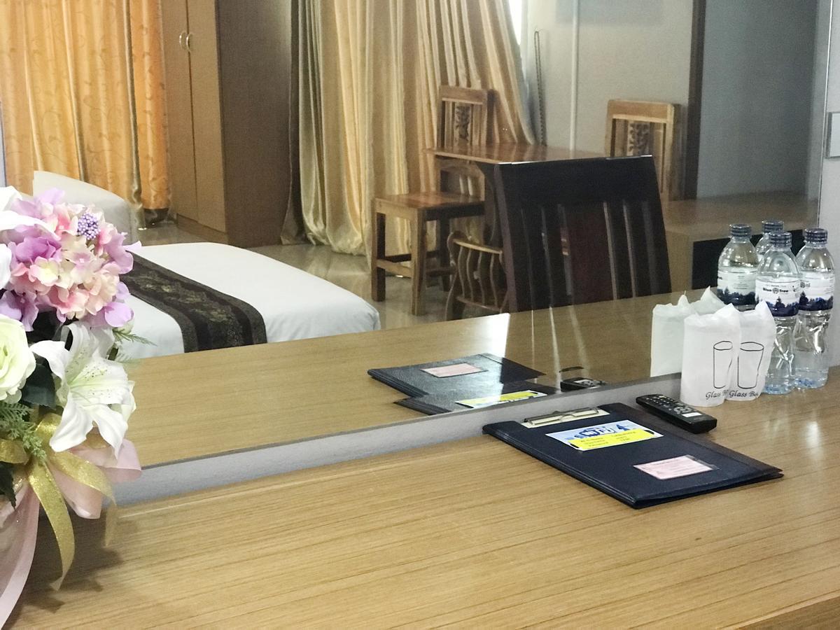 Toh Buk Seng Ayutthaya Hotel Экстерьер фото