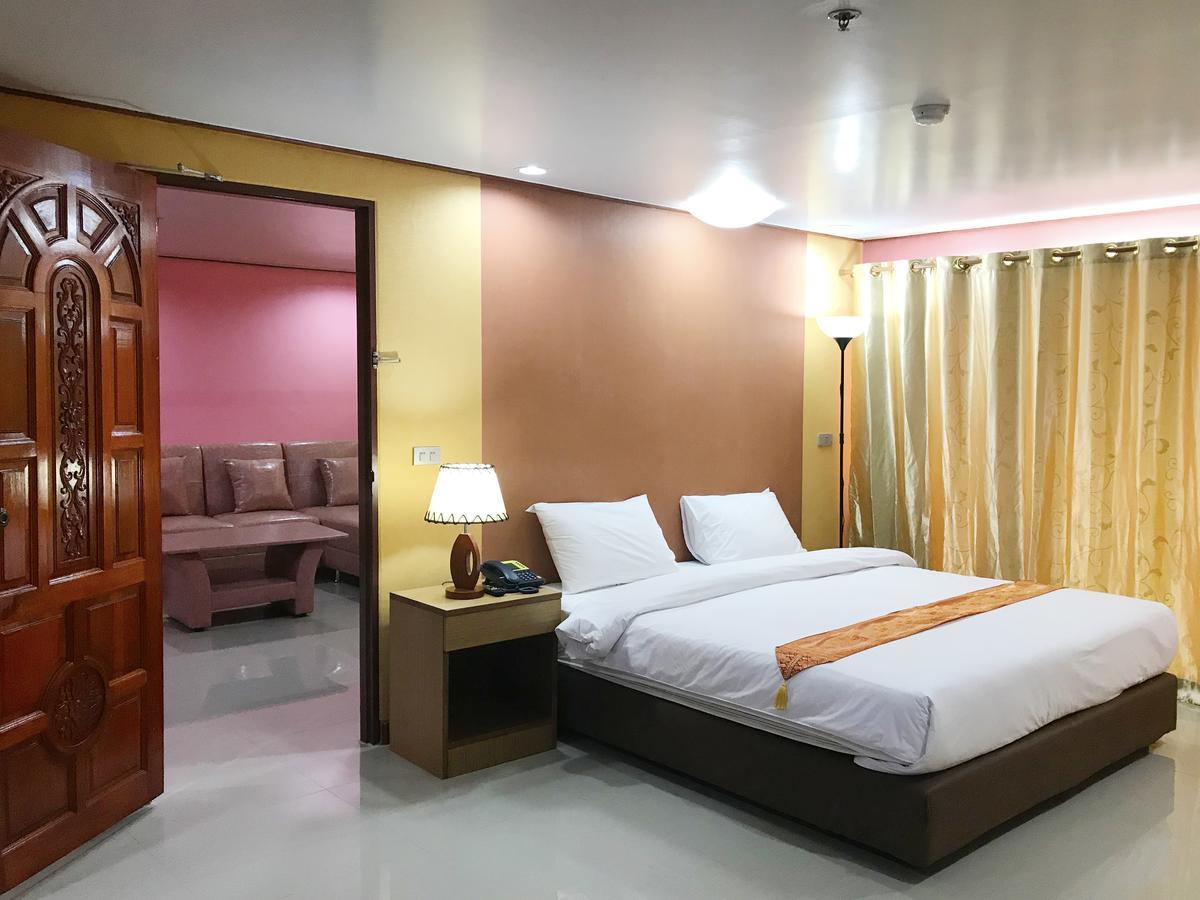 Toh Buk Seng Ayutthaya Hotel Экстерьер фото