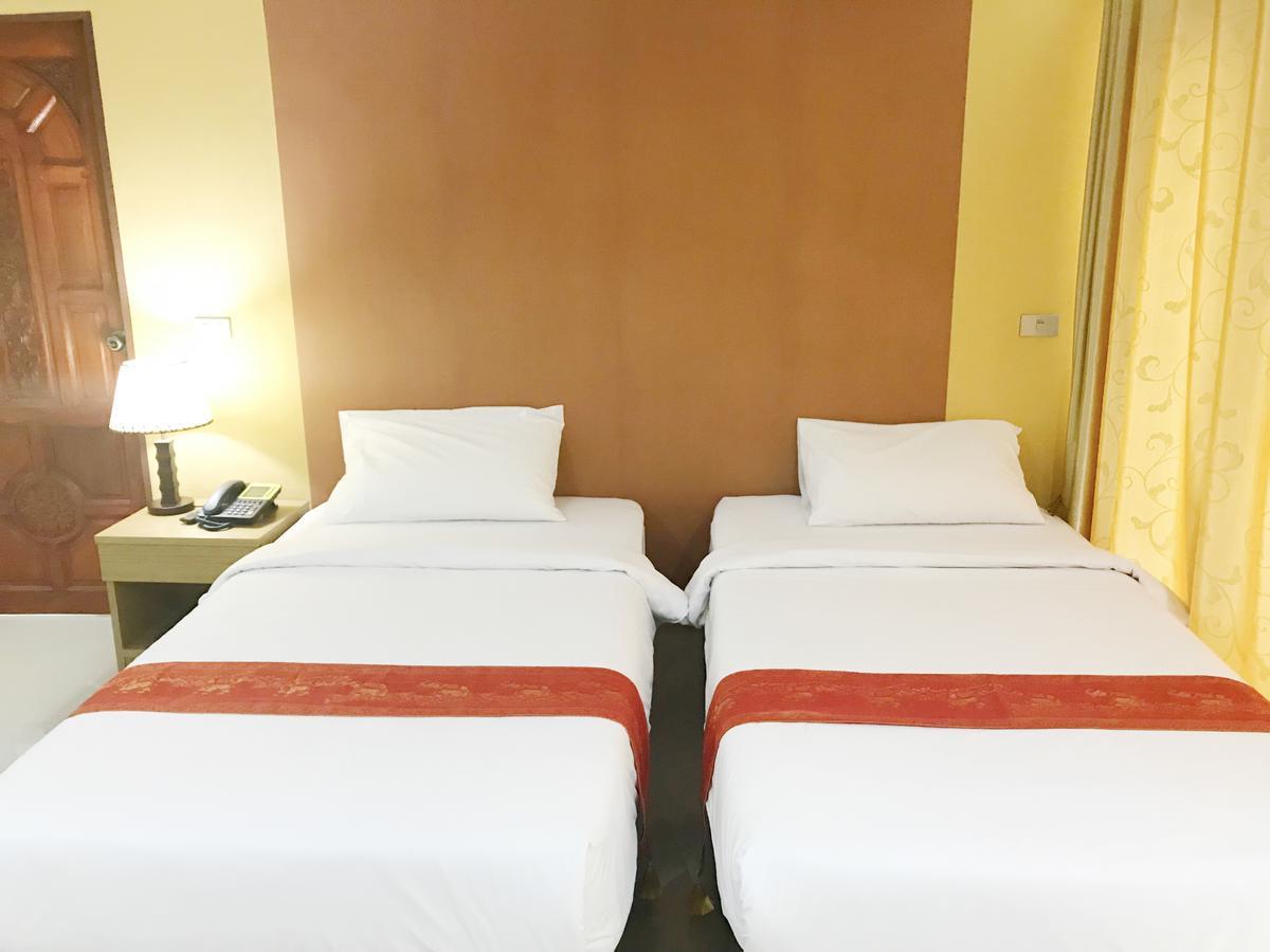 Toh Buk Seng Ayutthaya Hotel Экстерьер фото