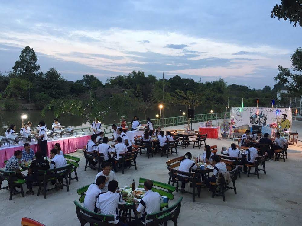Toh Buk Seng Ayutthaya Hotel Экстерьер фото